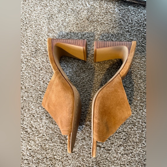 Vince Camuto suede mule sandals - Picture 6 of 12